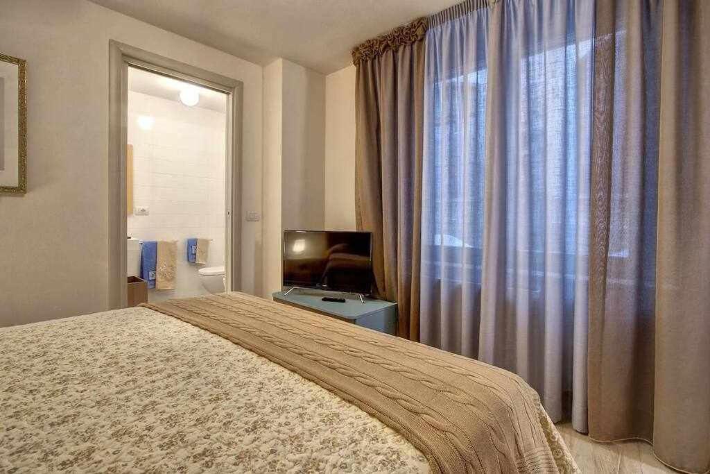 Faenza Elegant Apartment Флоренция Екстериор снимка