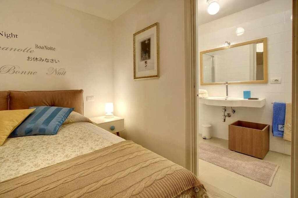 Faenza Elegant Apartment Флоренция Екстериор снимка
